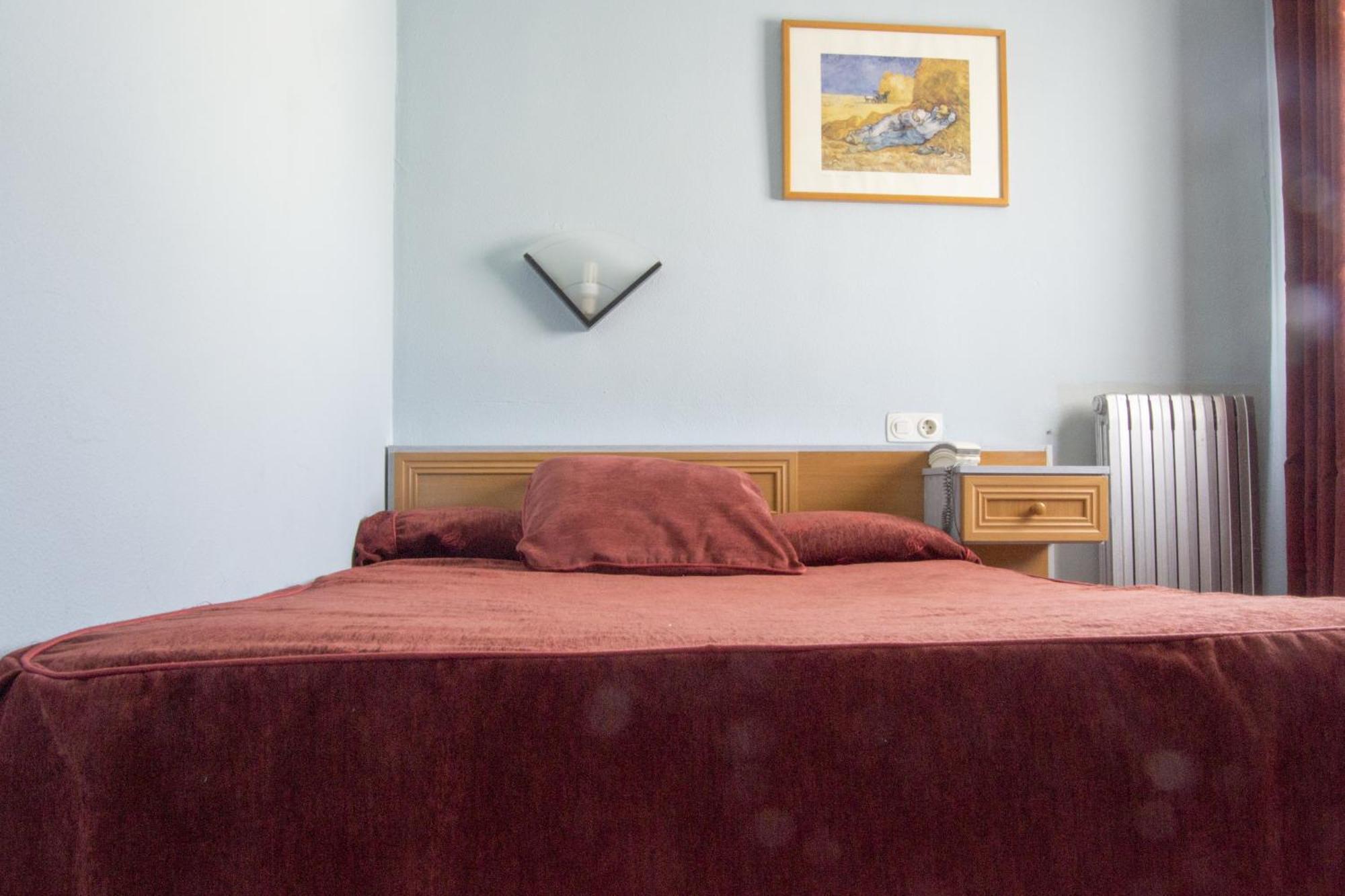 Hotel Rausan Alfajarín Rom bilde